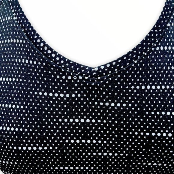 Nike Running Miler Dri-Fit T-Shirt in Size XSmall - Picture 3 of 9